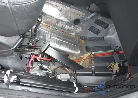 2017 Mercedes-Benz Gls 450 4Matic z USA, uszkodzony, nr VIN 4JGDF6EE4HA890334